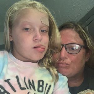 Meet your Posher, Stella